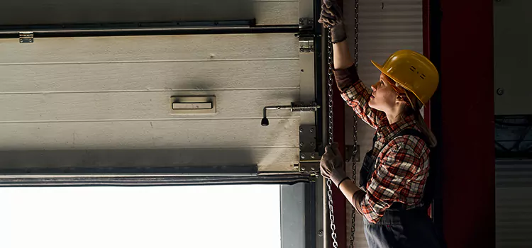 Addressing Common Garage Door Stoppage Issues in Paris, TX